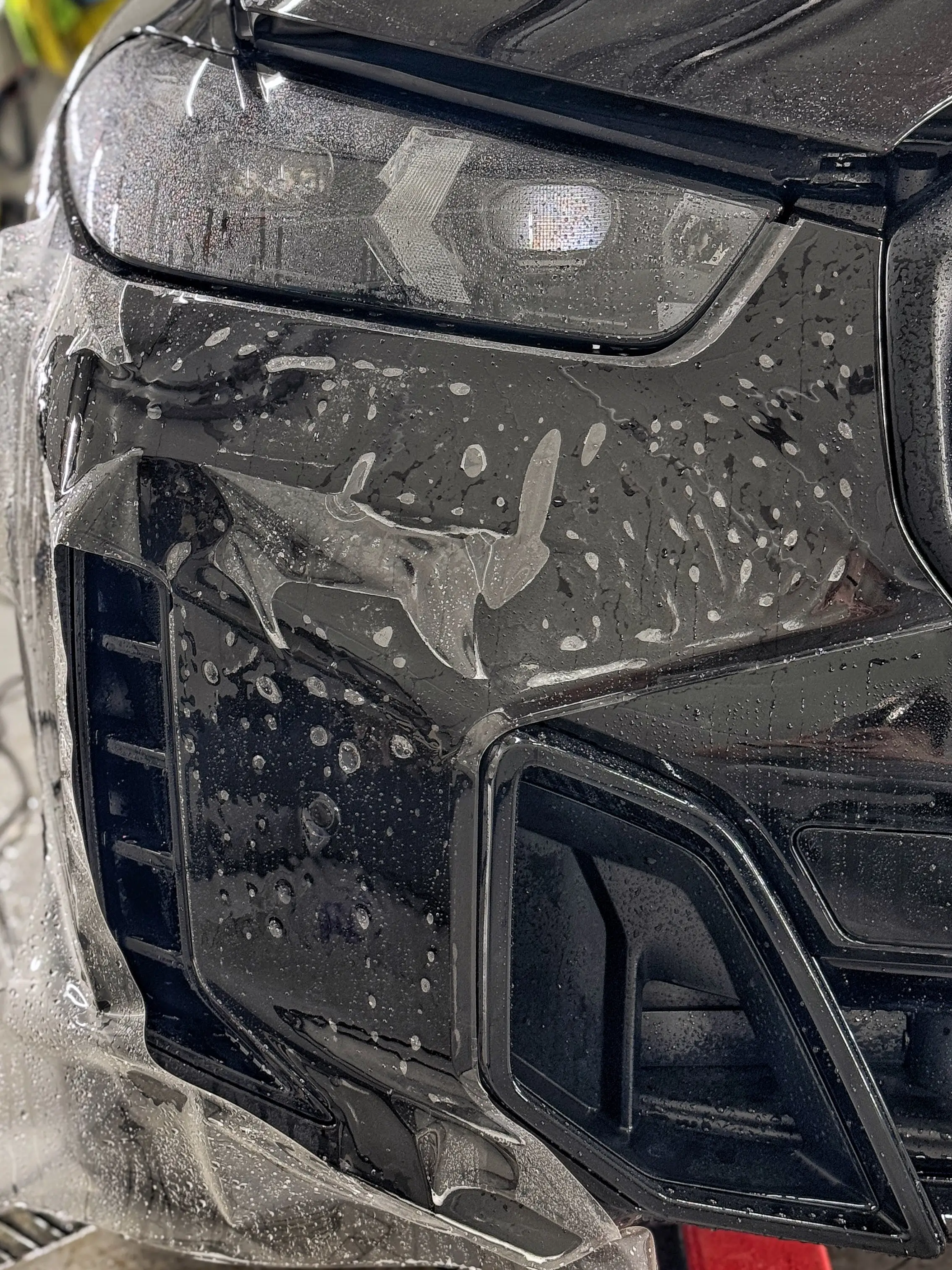 BMW X5 - View 4