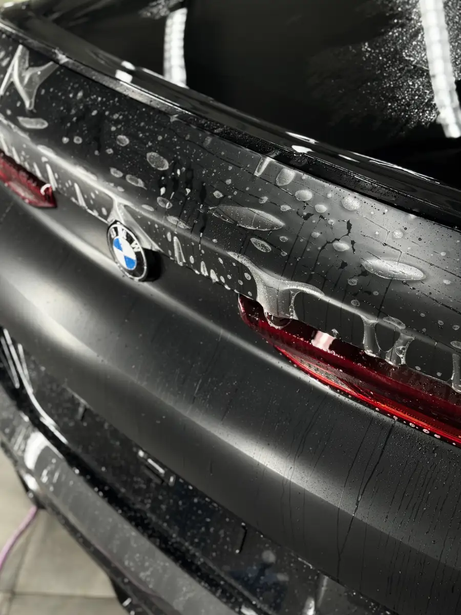 BMW X6 - View 3