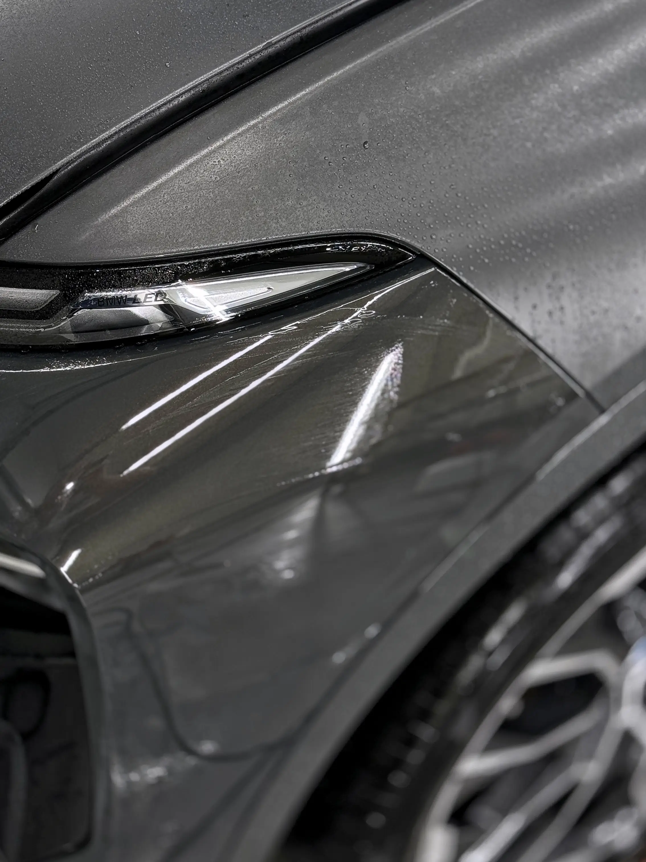 BMW X7  - View 2
